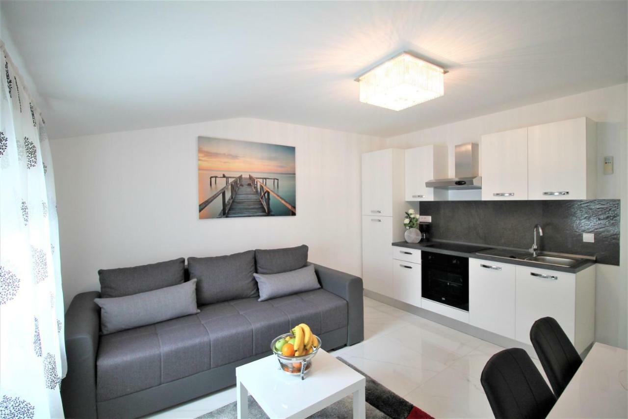 Arbel Apartments 포레치 외부 사진