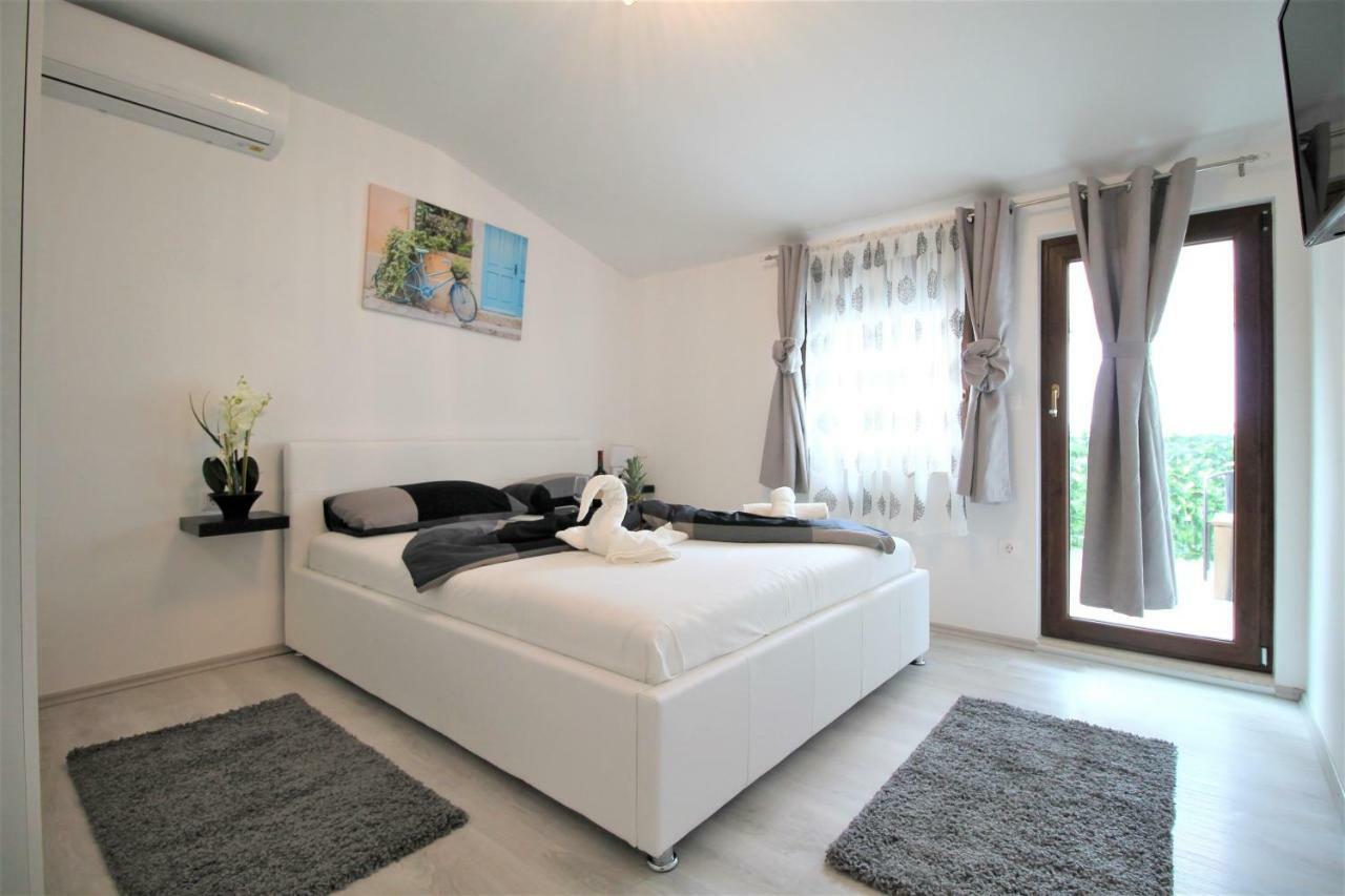 Arbel Apartments 포레치 외부 사진